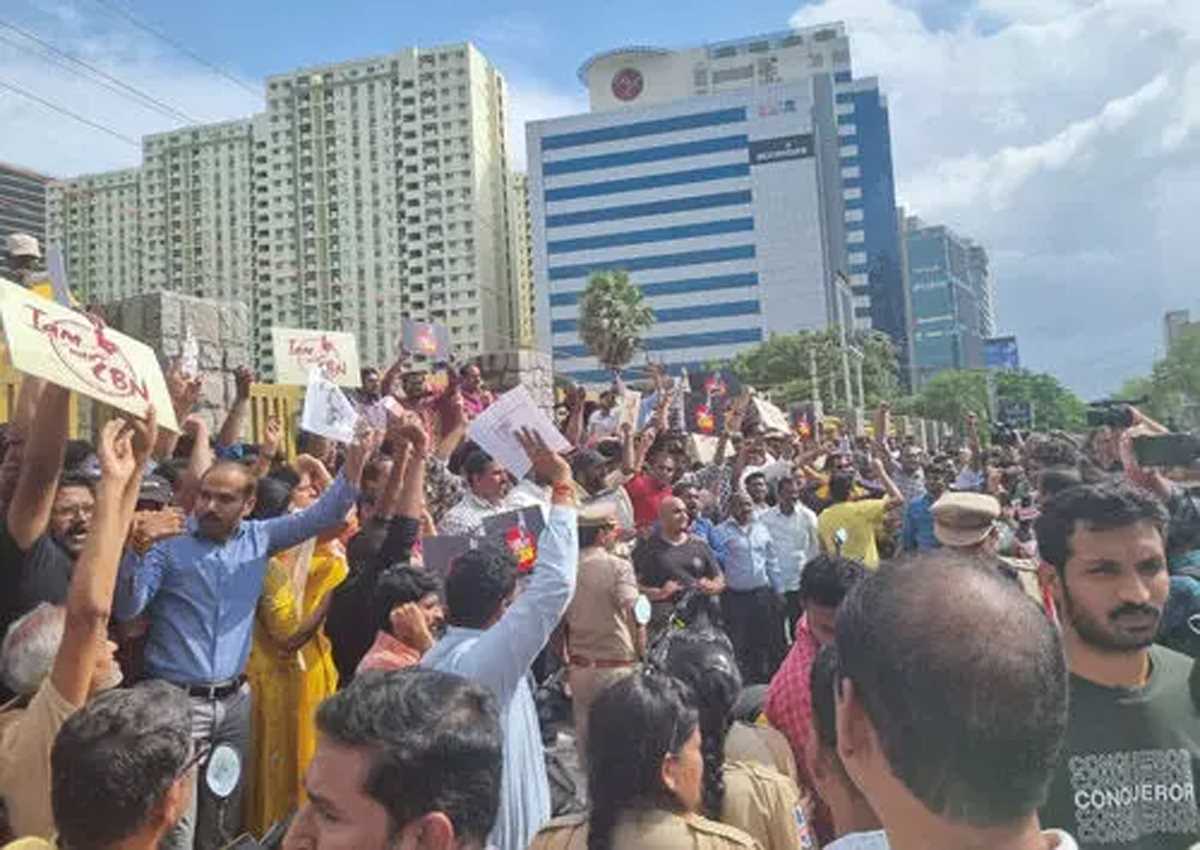 चंद्रबाबू नायडू के समर्थन में उतरे हैदराबाद के आईटी पेशेवर